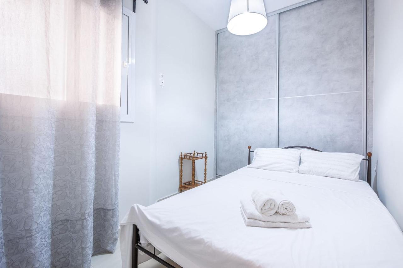 Bright Apartment In Πειραιάς Εξωτερικό φωτογραφία